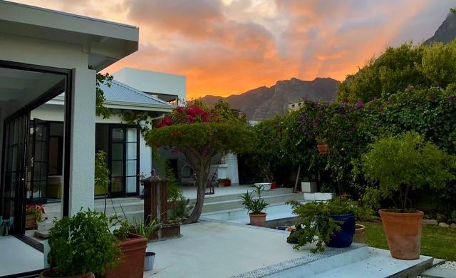 To Let 2 Bedroom Property for Rent in Bishopscourt Western Cape